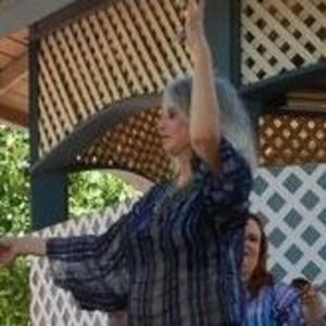 Meet your Posher, Tina